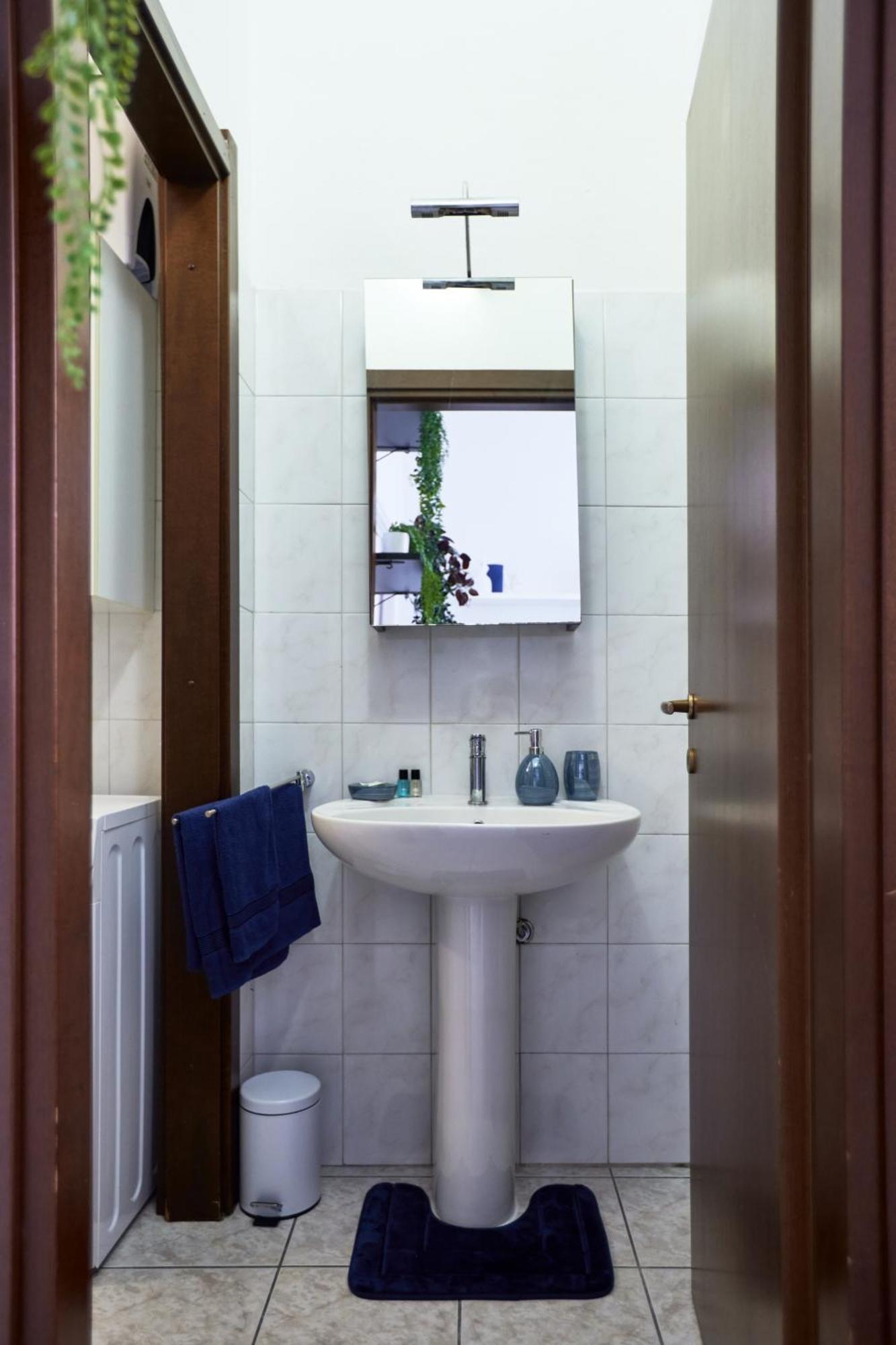 Cozy Studio A Few Steps From Sesto Rondo Metro Station Sesto San Giovanni Exterior photo